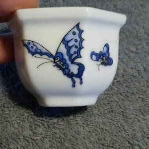 Chinese Porcelain Butterfly Bowl